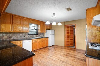Building Photo - 22855 E Martin Dr