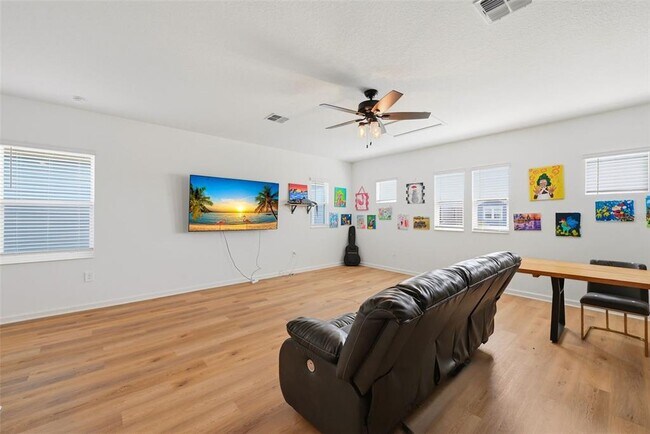 Building Photo - 16448 Parable Wy