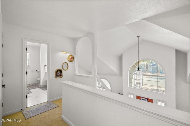 Building Photo - 6205 La Posta Dr