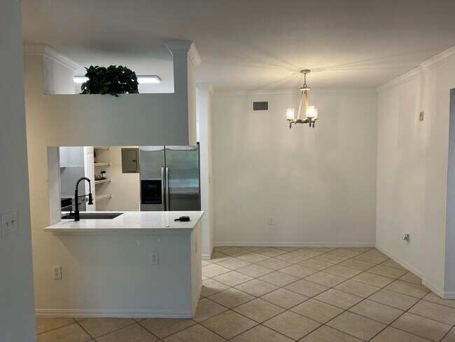 Building Photo - 6394 Emerald Dunes Dr