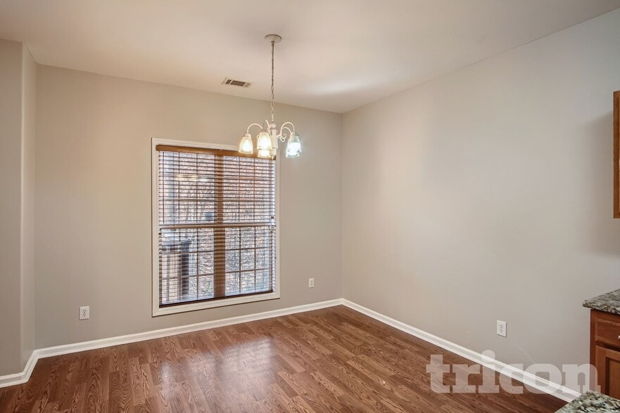 Building Photo - 3730 Will Lee Rd