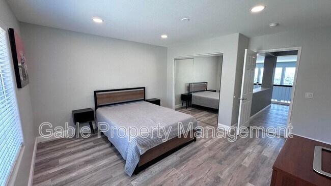 Building Photo - 19114 Olympic Crest Dr