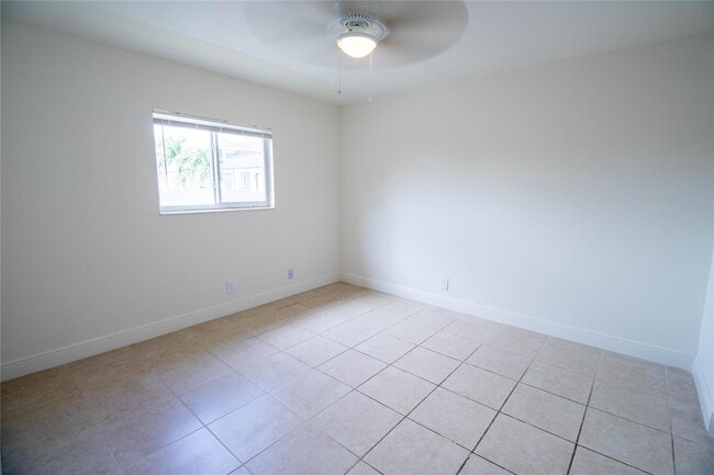 Building Photo - 1727 Liberty St