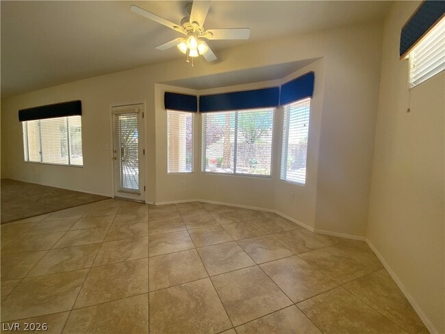Building Photo - 3022 Seaford Peak Dr