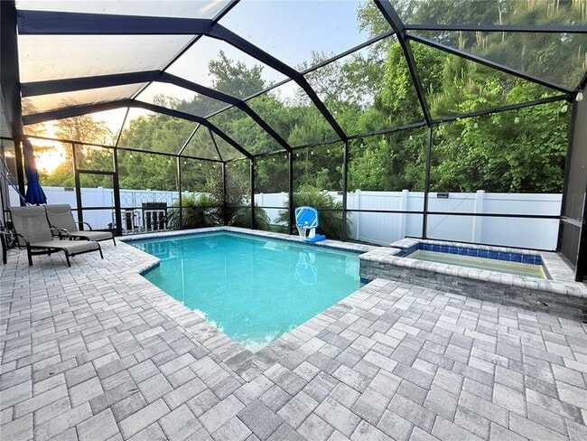 Building Photo - 8321 Praise Dr