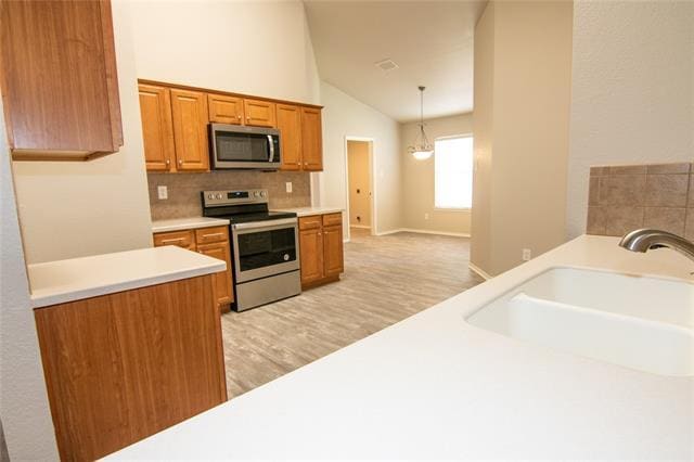 Building Photo - 2645 Elderberry Ln