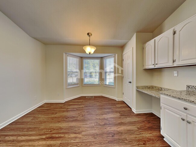 Building Photo - 1613 Blankenship Dr