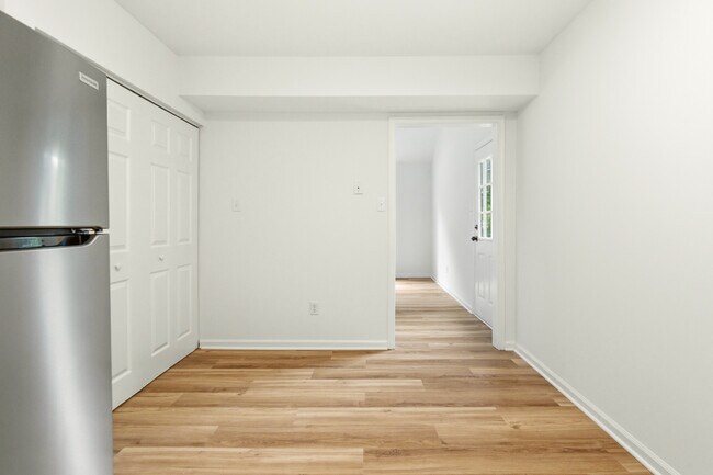 Building Photo - 7311 John Elizabeth Pl
