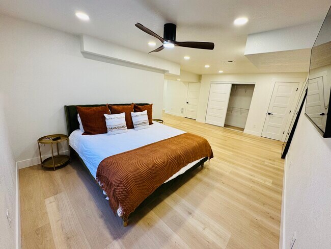 Building Photo - 18065 E 107th Pl