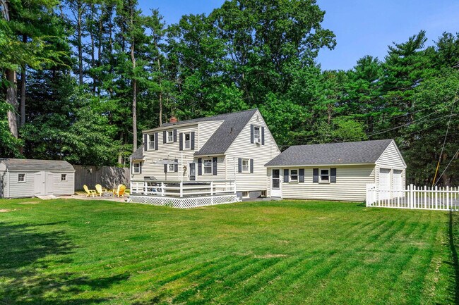 Building Photo - 6 Elwyn Rd