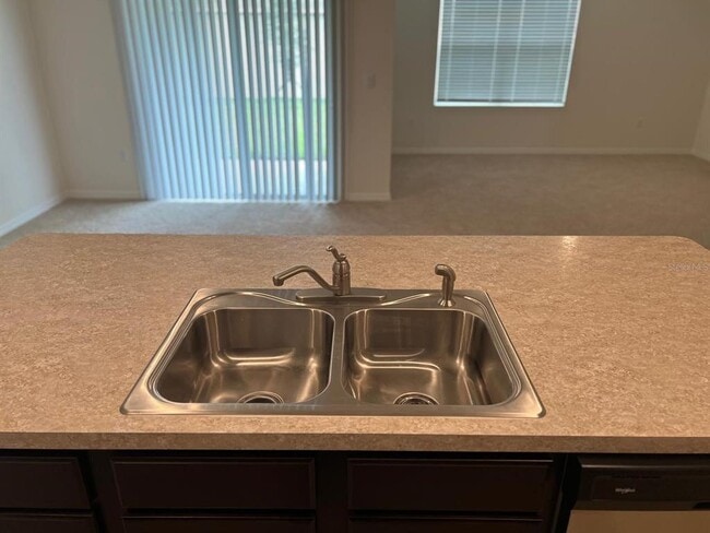 Building Photo - 1807 Silverbell Lp