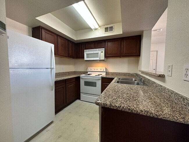 Building Photo - 1st Floor Condo! for rent in Las Vegas Nevada.