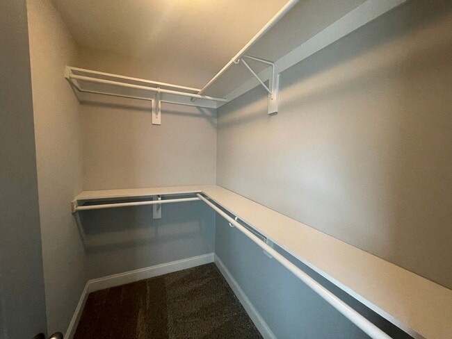 Building Photo - Nice, Newer Duplex Townhouse