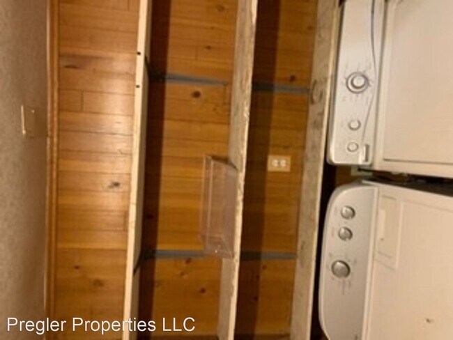 Building Photo - 2 br, 1 bath House - 205 Denver