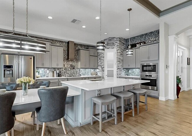 Building Photo - 12845 Satin Lily Dr