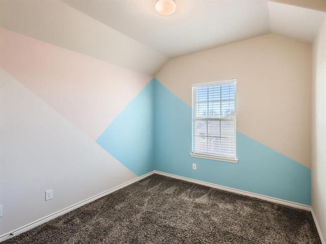 Building Photo - 2185 Barx Dr