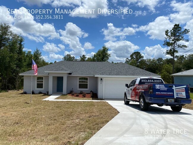 Building Photo - Custom Home - Desirable SE Ocala Neighborh...