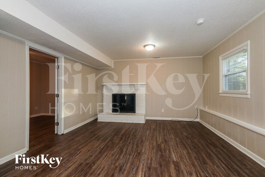 Building Photo - 8508 Woodthorn Pl