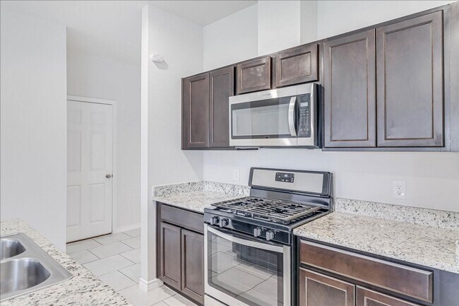 Building Photo - 3913 Jayden Dr