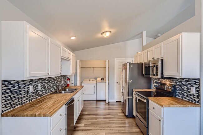 Building Photo - 2625 Alpine Avenue, Greeley, CO, 80631