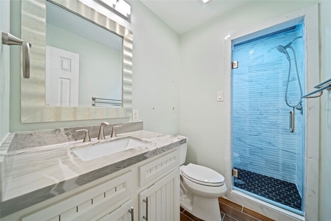 Building Photo - 2662 Sailboat Dr