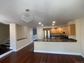 Building Photo - 1-84 Beach 97th St