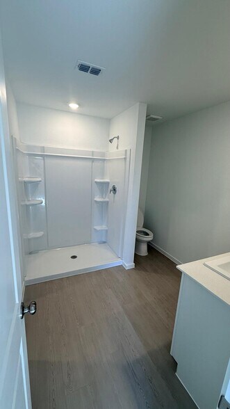 Building Photo - 419 Shearwater Ave