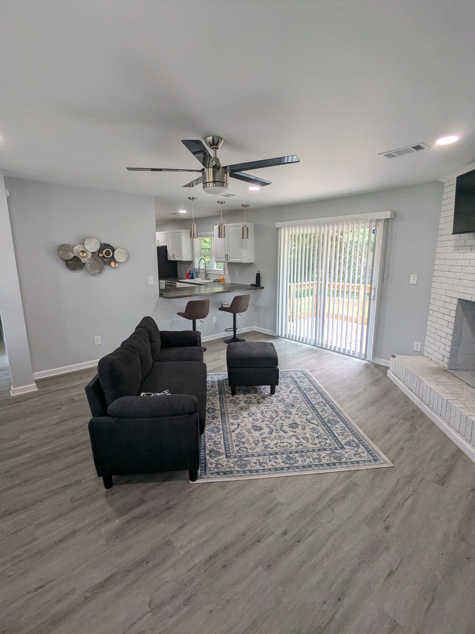 Building Photo - 804 Wright St