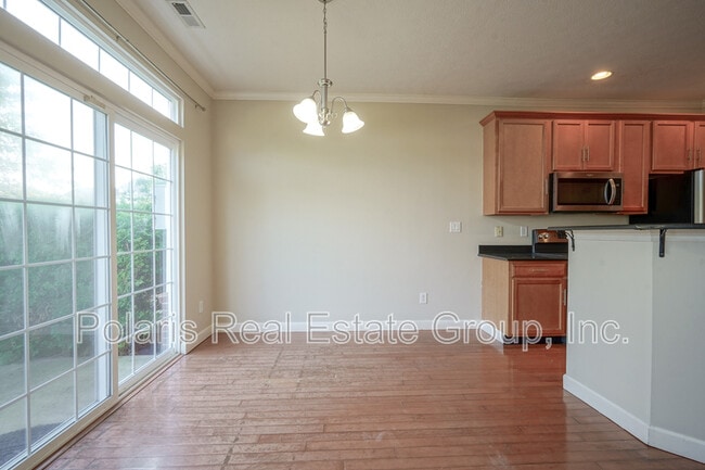 Building Photo - 4084 Weston Pointe Dr