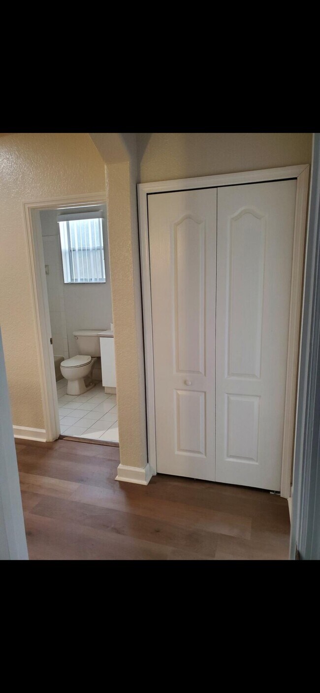 Building Photo - 2286 Shoma Dr