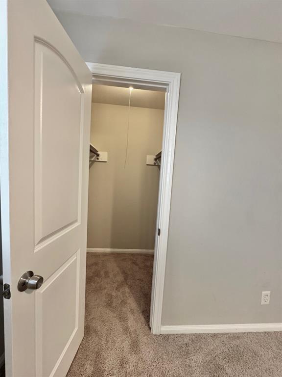 Building Photo - 5518 Viking Dr