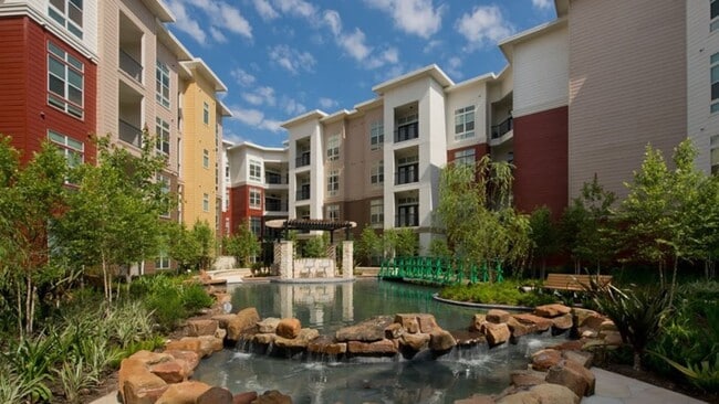 Building Photo - 2323 E Mossy Oaks Rd