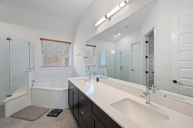 Building Photo - 7625 Alouette Dr