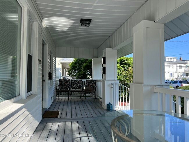 Building Photo - 202 McCabe Ave