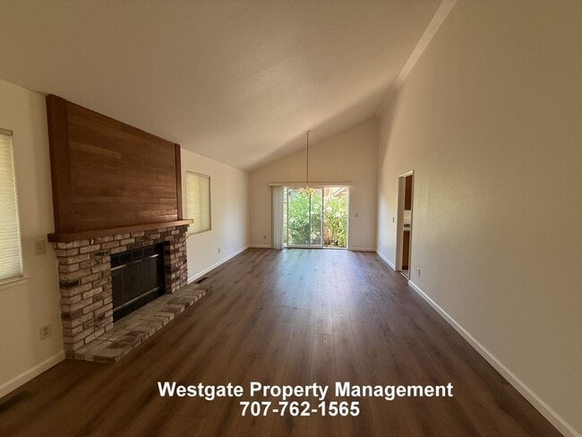 Building Photo - 1417 Dandelion Way