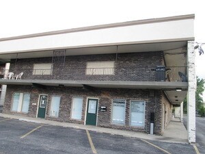 Primary Photo - 7925 W 103rd St