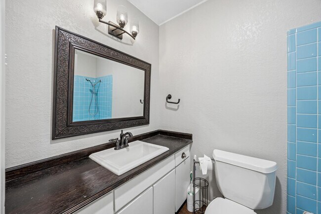 Building Photo - 1807 Highmeadow Cove