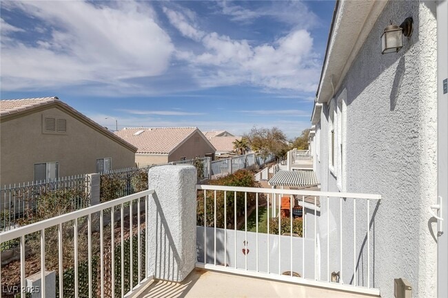Building Photo - 2405 Esteem Ridge Dr