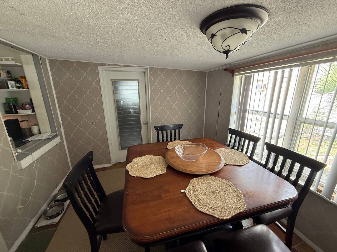 Building Photo - 23 Hibiscus Dr