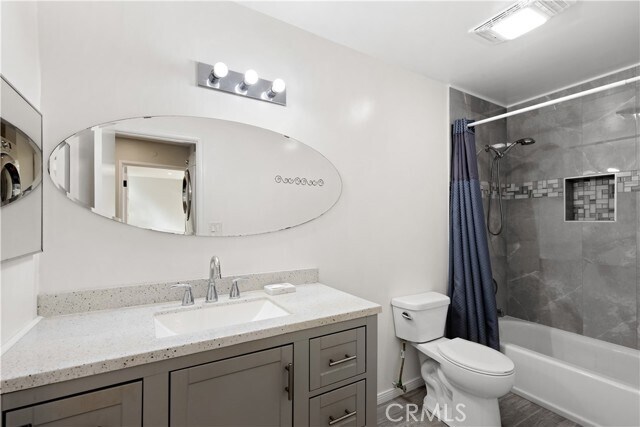 Building Photo - 11138 Aqua Vista St