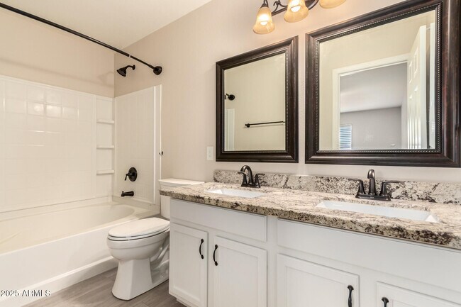 Building Photo - 1891 E Cowboy Cove Trail