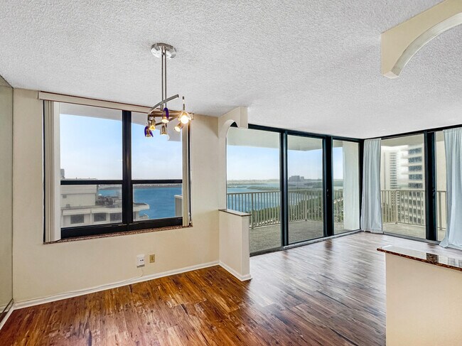 Building Photo - 5480 N Ocean Dr