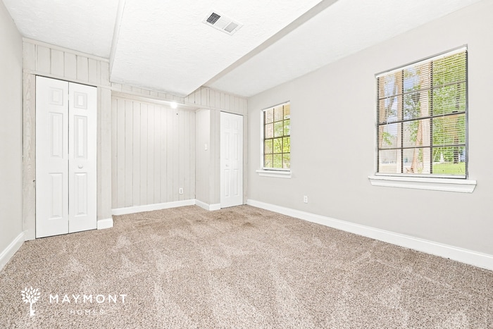 Building Photo - 6957 Cedar Hill Ct