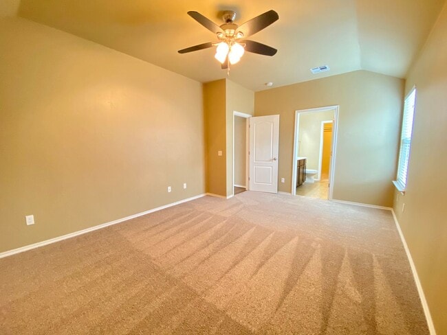 Building Photo - Great 3 Bedroom 2 Bath Home in Piedmont