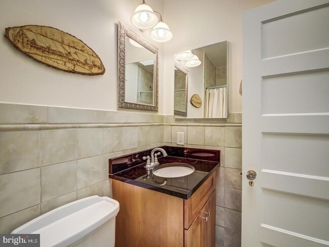 Building Photo - 3629 Ordway St NW