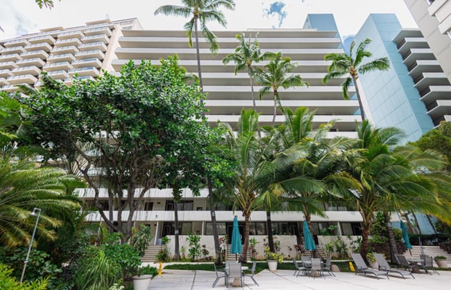 Building Photo - 425 Ena Rd