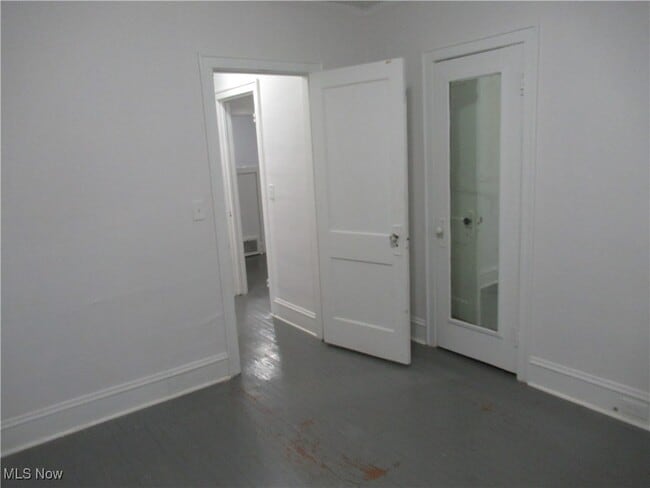 Building Photo - 3754 W 130th St