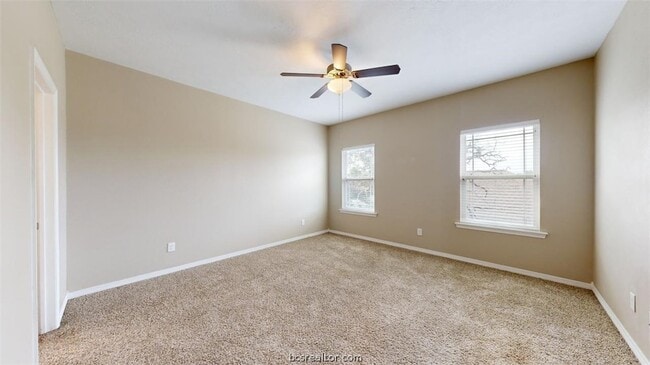 Building Photo - 2706 Horse Haven Ln