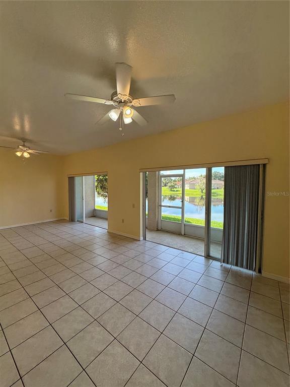 Building Photo - 2212 Garden Lake Dr