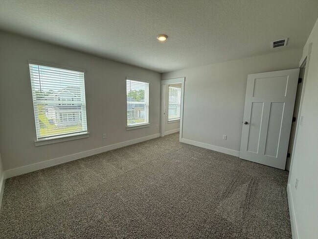 Building Photo - Gulf Breeze - Deer Ridge Crossing - 4 bedroom, 2.5 bathroom - New Construction